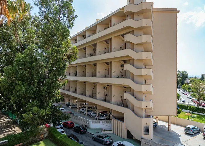 Weforyou Los Alamos 4 - 800 M From The Beach Torremolinos