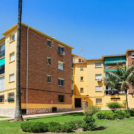 Weforyou Los Alamos 4 - 800 M From The Beach Daire Torremolinos